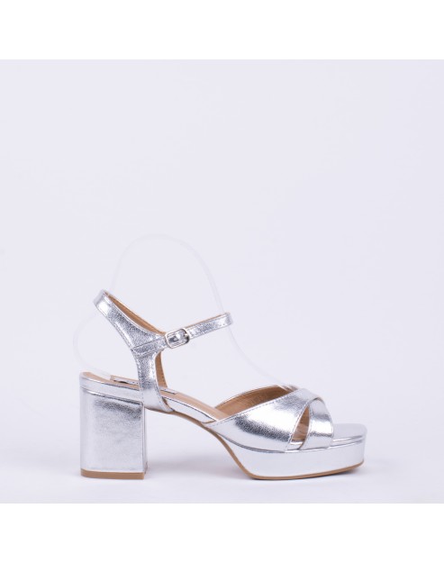 SANDALIA CHIKA10 4950 PLATA